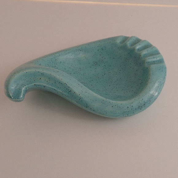 Vintage Other - Vintage Ceramic Paisley Shaped Ashtray